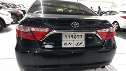 تۆیۆتا کامری